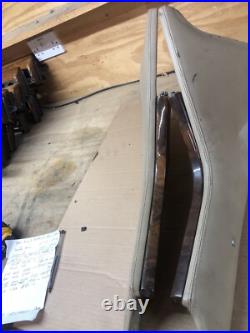 Lot3 RANGE ROVER P38 Centre Console Wood Walnut Cream Genuine Autobiography Lot3 RANGE ROVER P38 Centre Console Wood Walnut Cream Genuine Autobiography