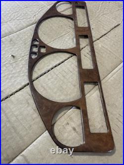 Lot4 RANGE ROVER P38 Walnut Wood Clock Surround Lot4 RANGE ROVER P38 Walnut Wood Clock Surround