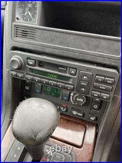 RANGE ROVER P38 2x ALPINE STEREO HEAD UNITS PLAYER SPARES OR REPAIR 98-02