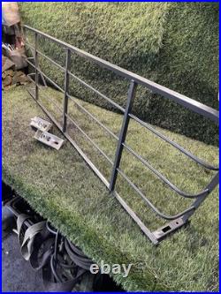 Range Rover P38 4.6 4.0 2.5 Genuine Dog Guard With Brackets 94-02