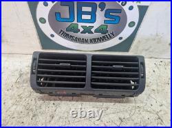 Range Rover P38 Centre Dash Vent Panel Mxc9155 Range Rover P38 Centre Dash Vent Panel Mxc9155