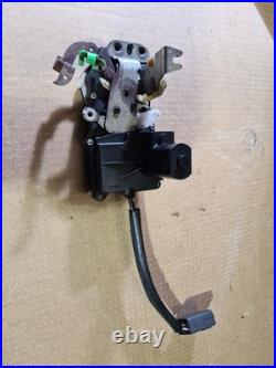 Range Rover P38 Drivers O/s Front Door Lock Acuator. Grey Plug. 98-02