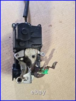 Range Rover P38 Drivers O/s Front Door Lock Acuator. Grey Plug. 98-02