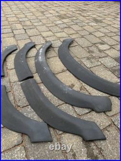Range Rover P38 Genuine Rubber Wheel Arches Arch Trim Full Set (1994-2002)