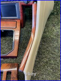 Range Rover P38 Genuine Walnut Switch Centre Console Set Leather Upgrade 94-02 Range Rover P38 Genuine Walnut Switch Centre Console Set Leather Upgrade 94-02