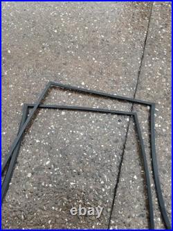Range Rover P38 Near Side And Off Side Rear Rubber Door Window Seals Pair Ok