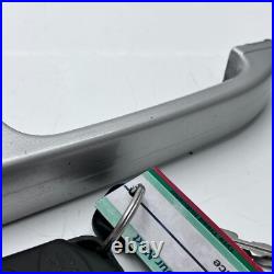 Range Rover P38 RIGHT drivers door handle with key 1994 2002 models