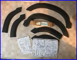 Range Rover P38 Rubber Wheel Arch Mouldings New Set Stc 8514