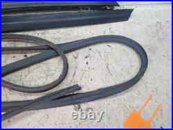 Range Rover P38 Windscreen A Pillars And Rubbers