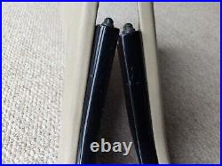 Range rover P38 Genuine Rare Vogue SE Leather BLACK Kick Panels
